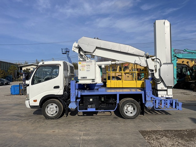 TADANO BT-110-1 - Truck with aerial platform: picture 2 TADANO BT-110-1 - Truck with aerial platform: picture 2