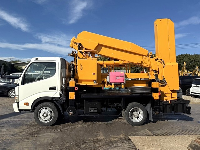 TADANO BT-200-2 - Truck with aerial platform: picture 2 TADANO BT-200-2 - Truck with aerial platform: picture 2