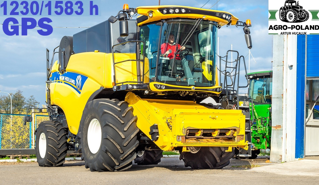 NEW HOLLAND CX 8.90 - 1230/1583 h + GPS-AUTOPILOT + VARIO 7,62 M - 2018 ROK - Combine harvester: picture 1 NEW HOLLAND CX 8.90 - 1230/1583 h + GPS-AUTOPILOT + VARIO 7,62 M - 2018 ROK - Combine harvester: picture 1