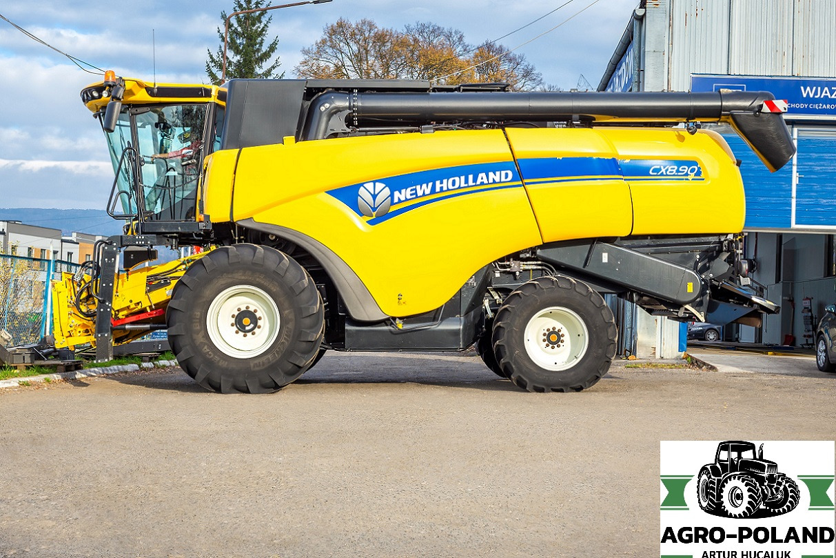 NEW HOLLAND CX 8.90 - 1230/1583 h + GPS-AUTOPILOT + VARIO 7,62 M - 2018 ROK - Combine harvester: picture 3 NEW HOLLAND CX 8.90 - 1230/1583 h + GPS-AUTOPILOT + VARIO 7,62 M - 2018 ROK - Combine harvester: picture 3
