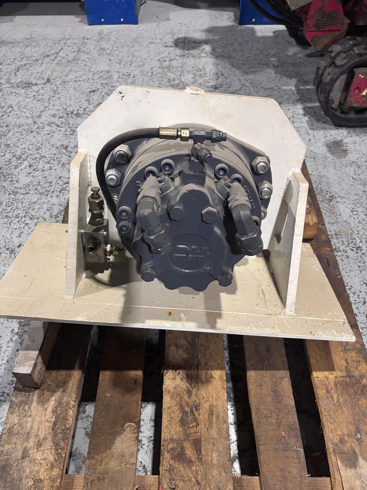 POCLAIN MS 11 - Hydraulic motor for Drilling machine: picture 2 POCLAIN MS 11 - Hydraulic motor for Drilling machine: picture 2
