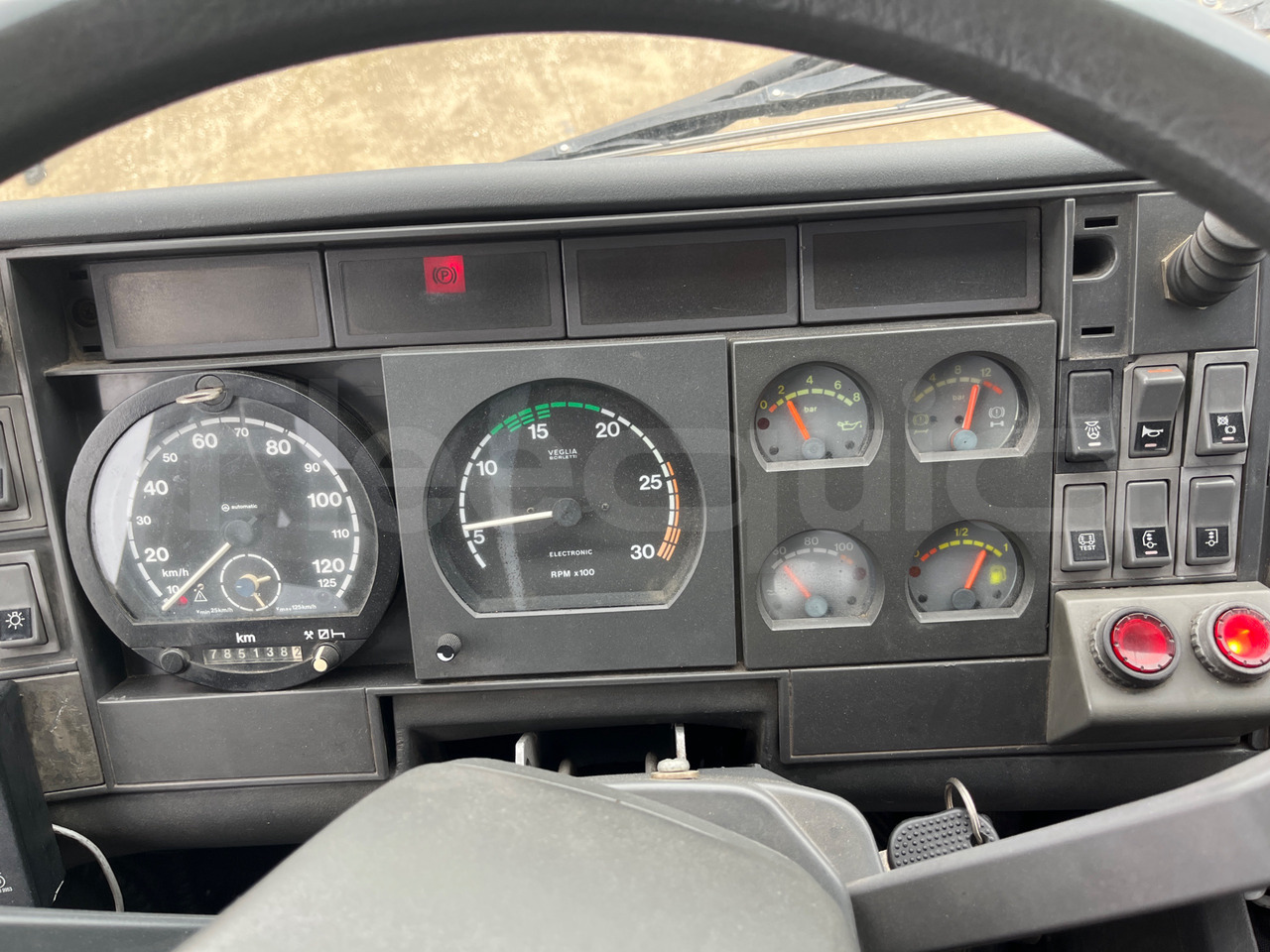 Iveco 380 - Coach: picture 3 Iveco 380 - Coach: picture 3