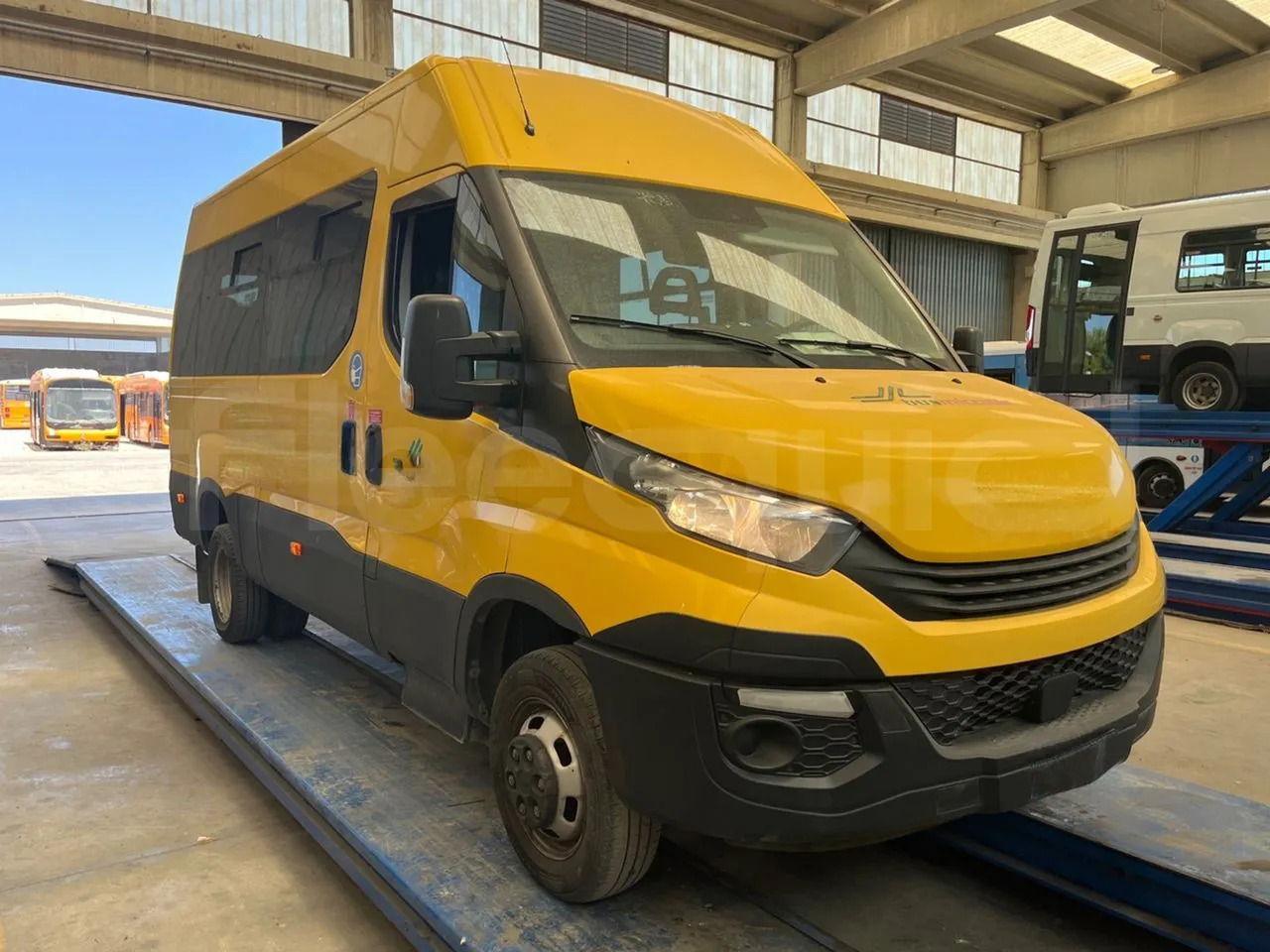 Iveco Daily - School bus: picture 1 Iveco Daily - School bus: picture 1
