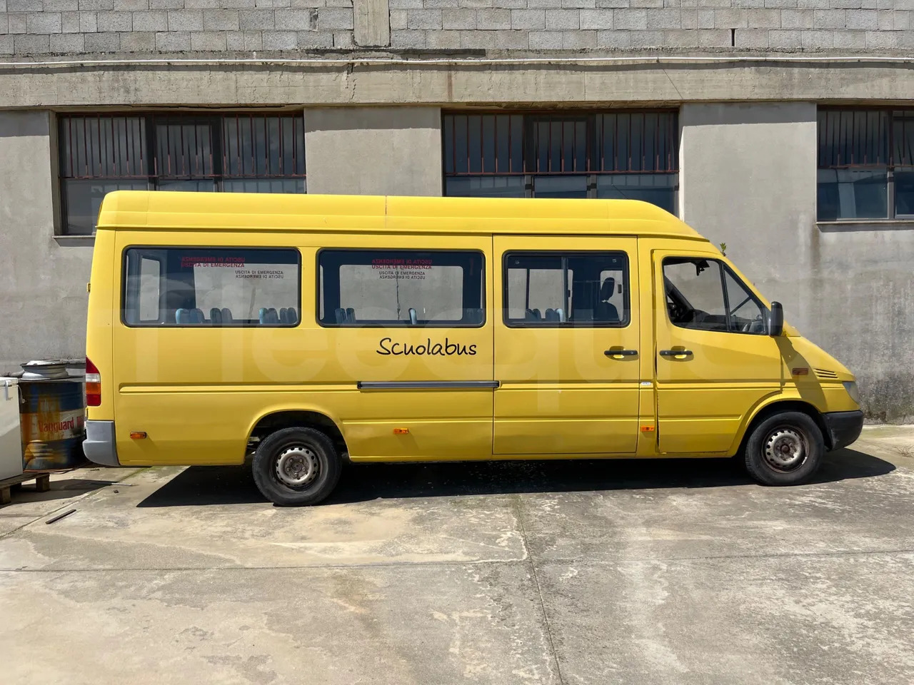 School bus Mercedes-Benz 313 CDI: picture 7