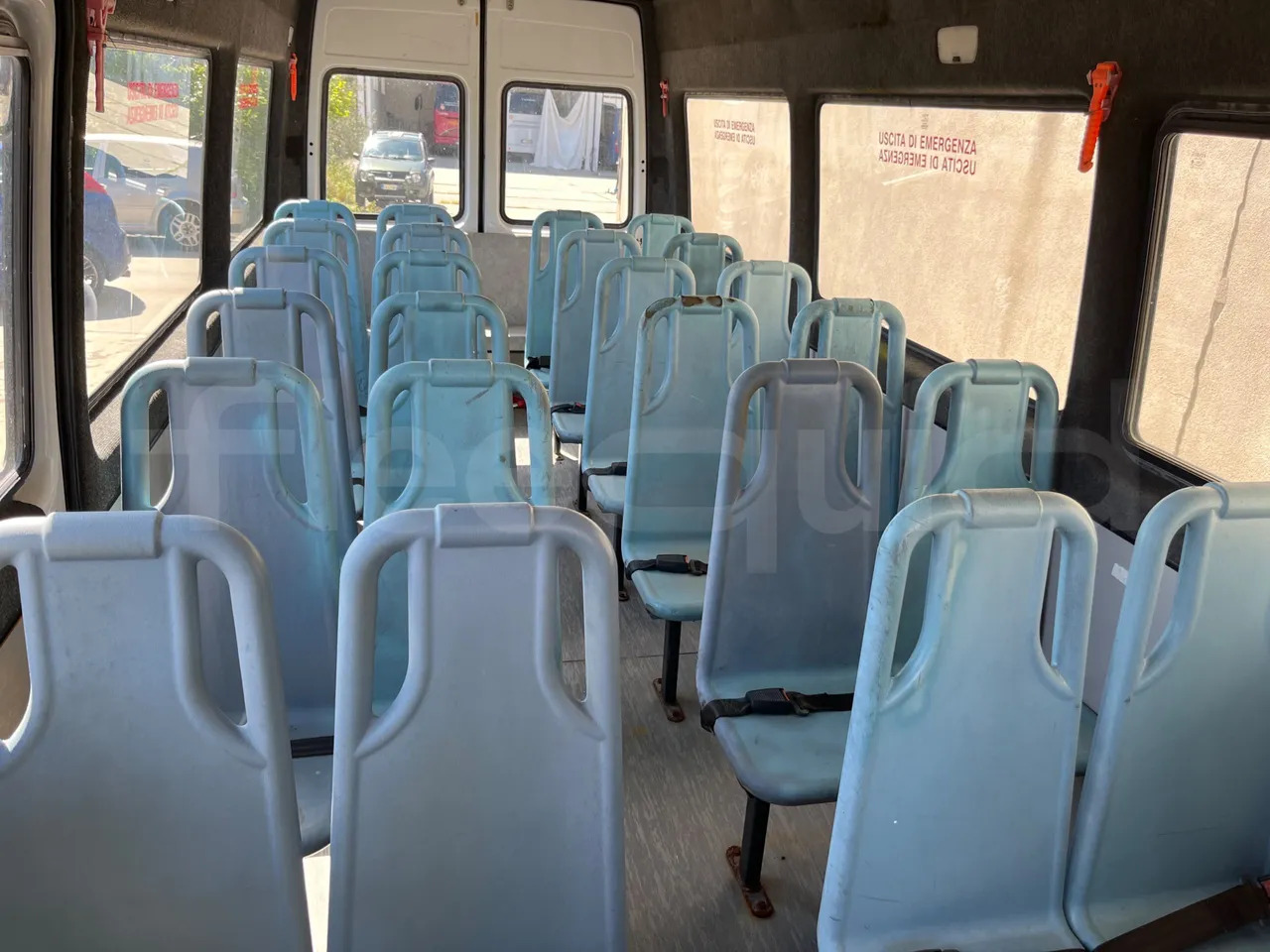 School bus Mercedes-Benz 313 CDI: picture 11