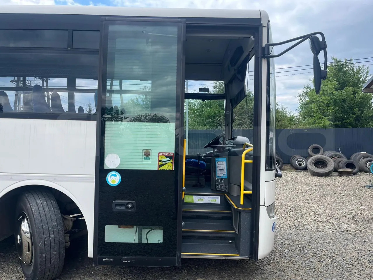 Suburban bus Mercedes-Benz Intouro: picture 9