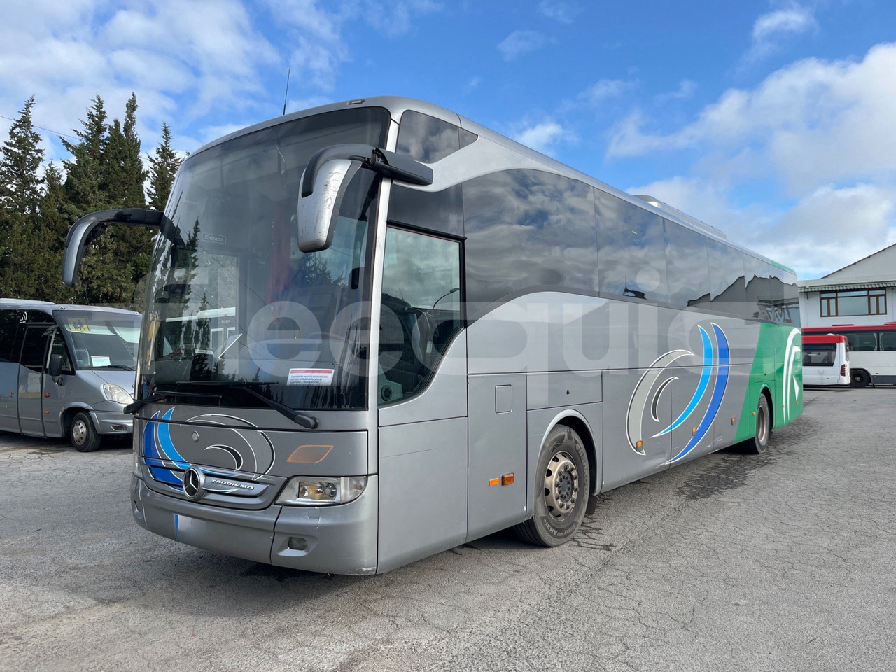 Mercedes-Benz Tourismo - Coach: picture 4 Mercedes-Benz Tourismo - Coach: picture 4