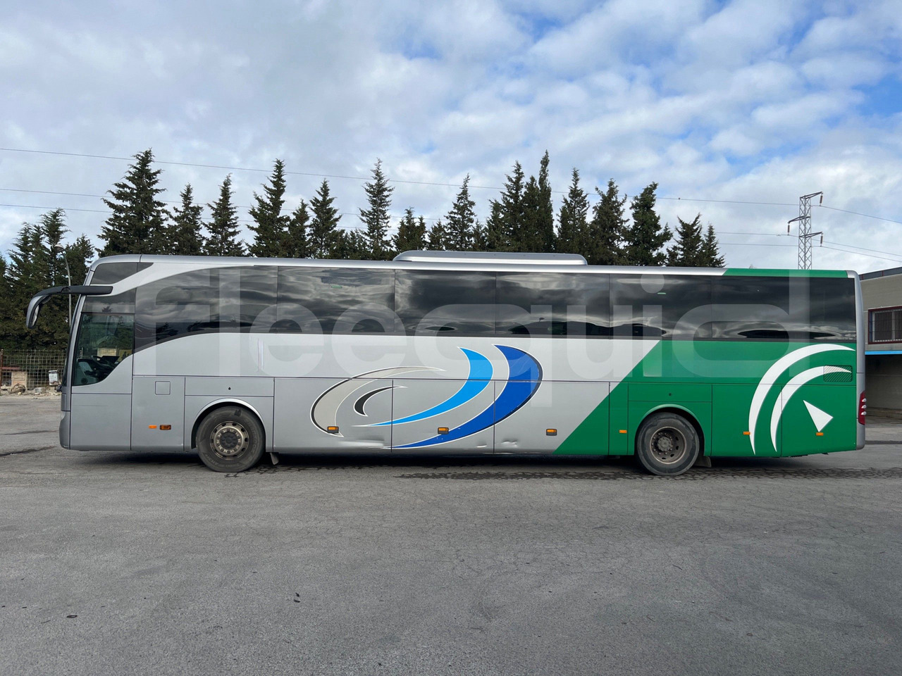 Coach Mercedes-Benz Tourismo: picture 6