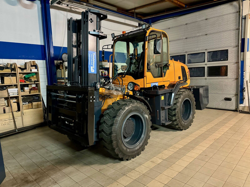 Automatic Trendelmann T 50 A Seitenschieber Hydraulisch verstellbare Gabel - Rough terrain forklift: picture 2 Automatic Trendelmann T 50 A Seitenschieber Hydraulisch verstellbare Gabel - Rough terrain forklift: picture 2