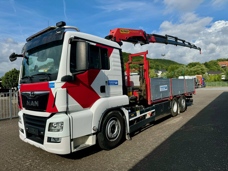 MAN TGS 26.460 6x2 Lenk-Liftachse Palfingerkran PK 22002 hi Fahrerha - Dropside/ Flatbed truck, Crane truck: picture 3 MAN TGS 26.460 6x2 Lenk-Liftachse Palfingerkran PK 22002 hi Fahrerha - Dropside/ Flatbed truck, Crane truck: picture 3