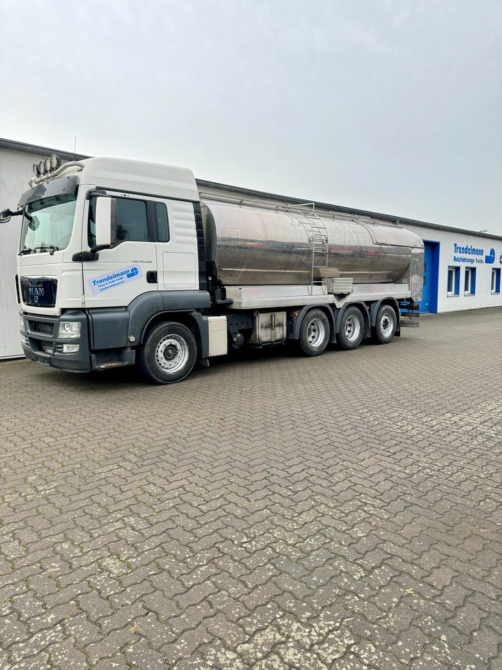 MAN TGS 35.480 8X4-2 TRIDEM Wasser-Tank - Tanker truck: picture 1 MAN TGS 35.480 8X4-2 TRIDEM Wasser-Tank - Tanker truck: picture 1