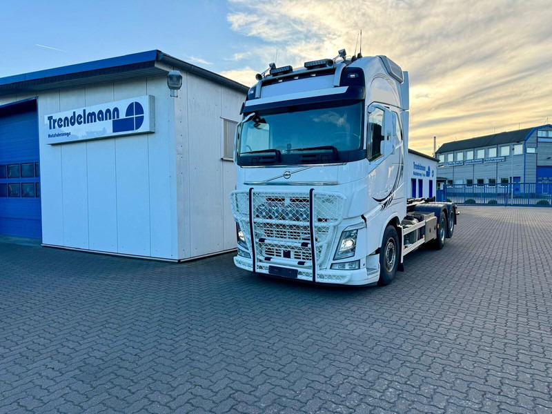 Volvo FH 540 6x4 Liftachse ARK-Hooklift-Funk-Radio-Comand Retarder - Hook lift truck: picture 5 Volvo FH 540 6x4 Liftachse ARK-Hooklift-Funk-Radio-Comand Retarder - Hook lift truck: picture 5
