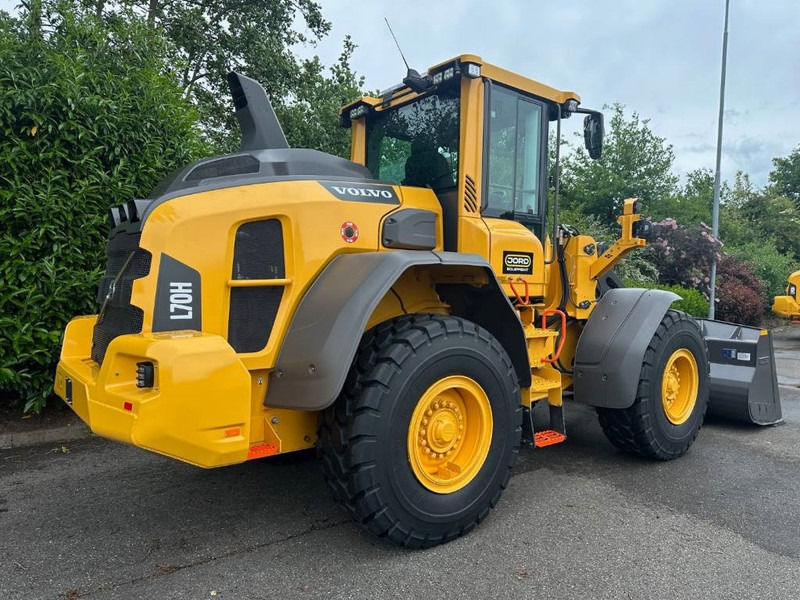 Volvo L 70 H2 - Wheel loader: picture 4 Volvo L 70 H2 - Wheel loader: picture 4