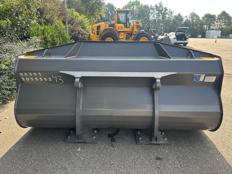 Volvo L90H bucket - Bucket for Construction machinery: picture 5 Volvo L90H bucket - Bucket for Construction machinery: picture 5
