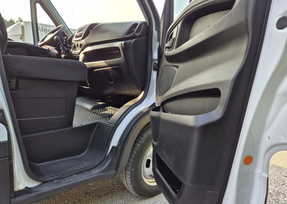 Open body delivery van Iveco 35C15 3.0 150KM, Burto-Plandeka: picture 6 Open body delivery van Iveco 35C15 3.0 150KM, Burto-Plandeka: picture 6