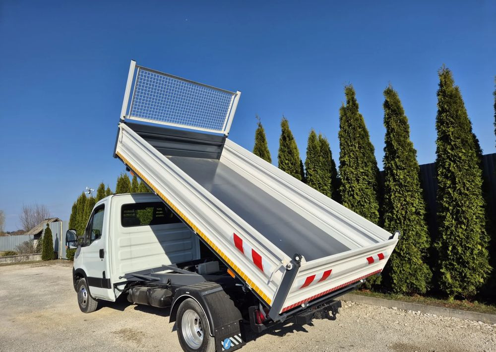 Iveco 35c15 3.0 150KM - Tipper van: picture 3 Iveco 35c15 3.0 150KM - Tipper van: picture 3