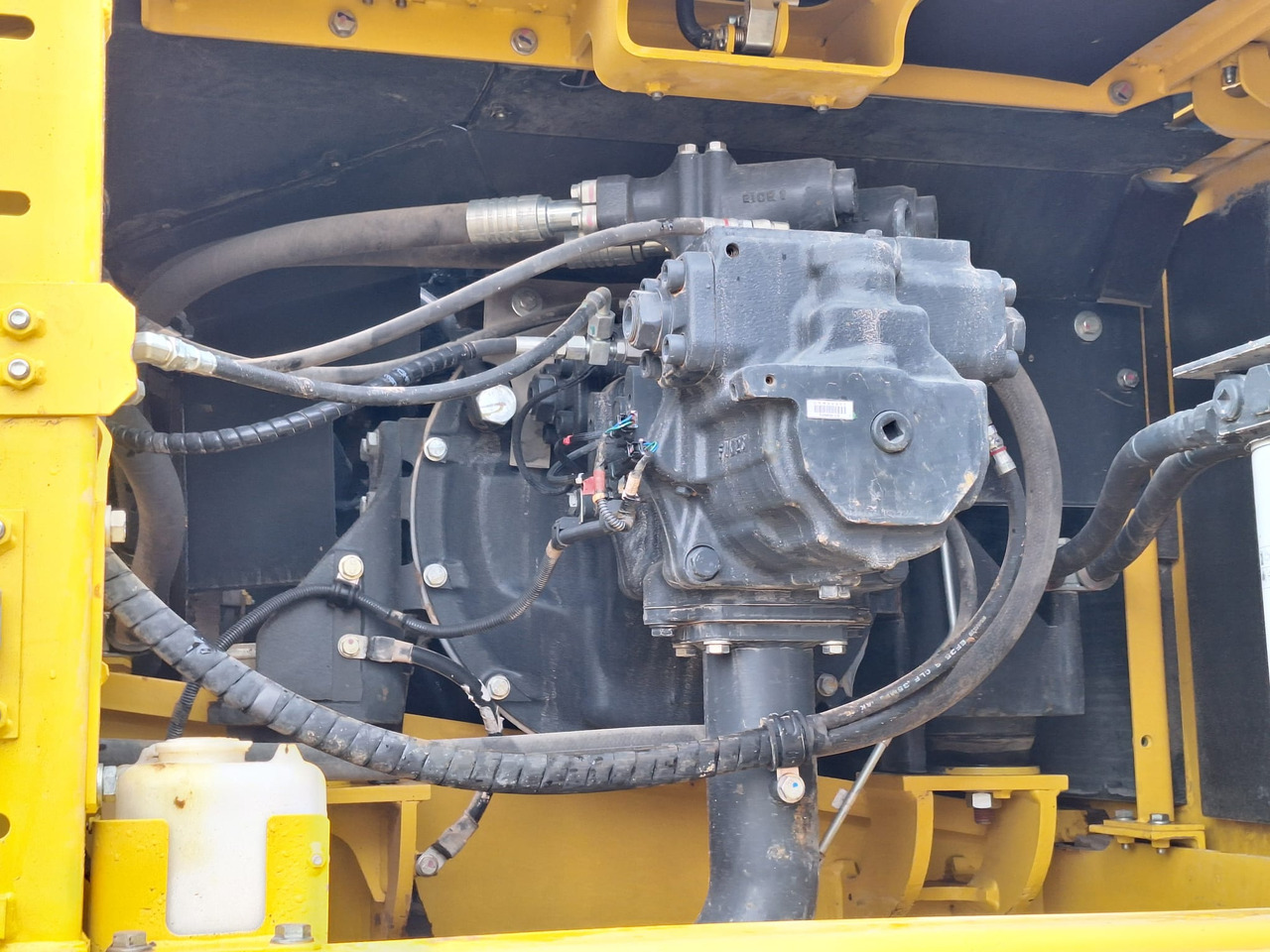 Crawler excavator KOMATSU PC 350 LC - 8MO: picture 14