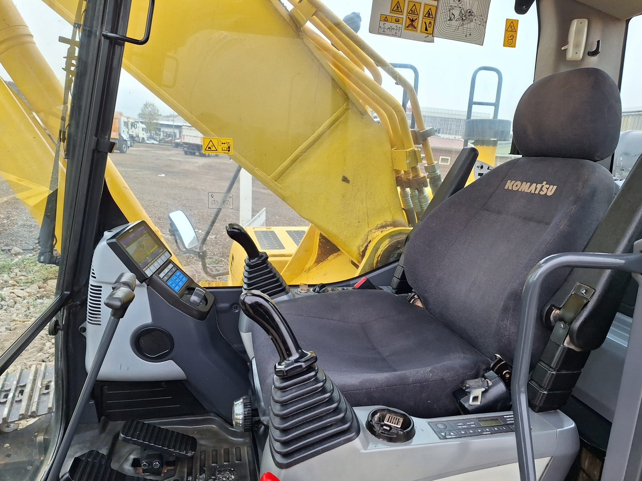 Crawler excavator KOMATSU PC 350 LC - 8MO: picture 16