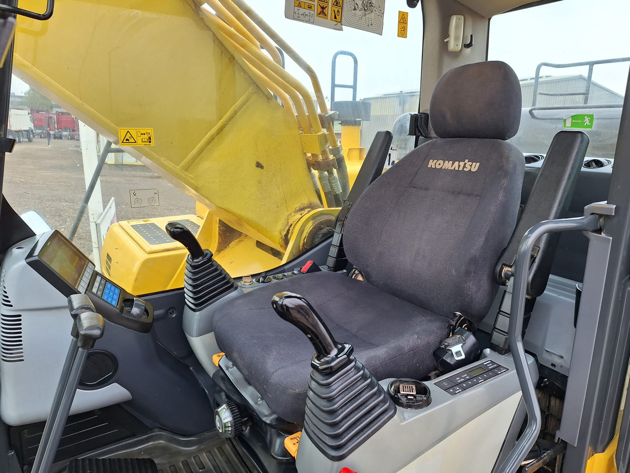 Crawler excavator KOMATSU PC 350 LC - 8MO: picture 15