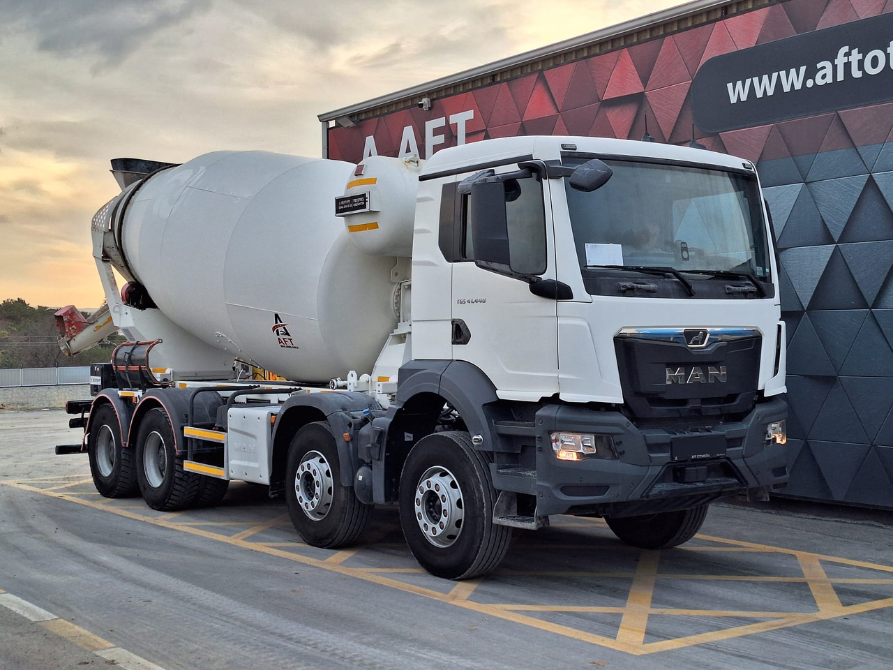 MAN TGS 41.440 - Concrete mixer truck: picture 3 MAN TGS 41.440 - Concrete mixer truck: picture 3