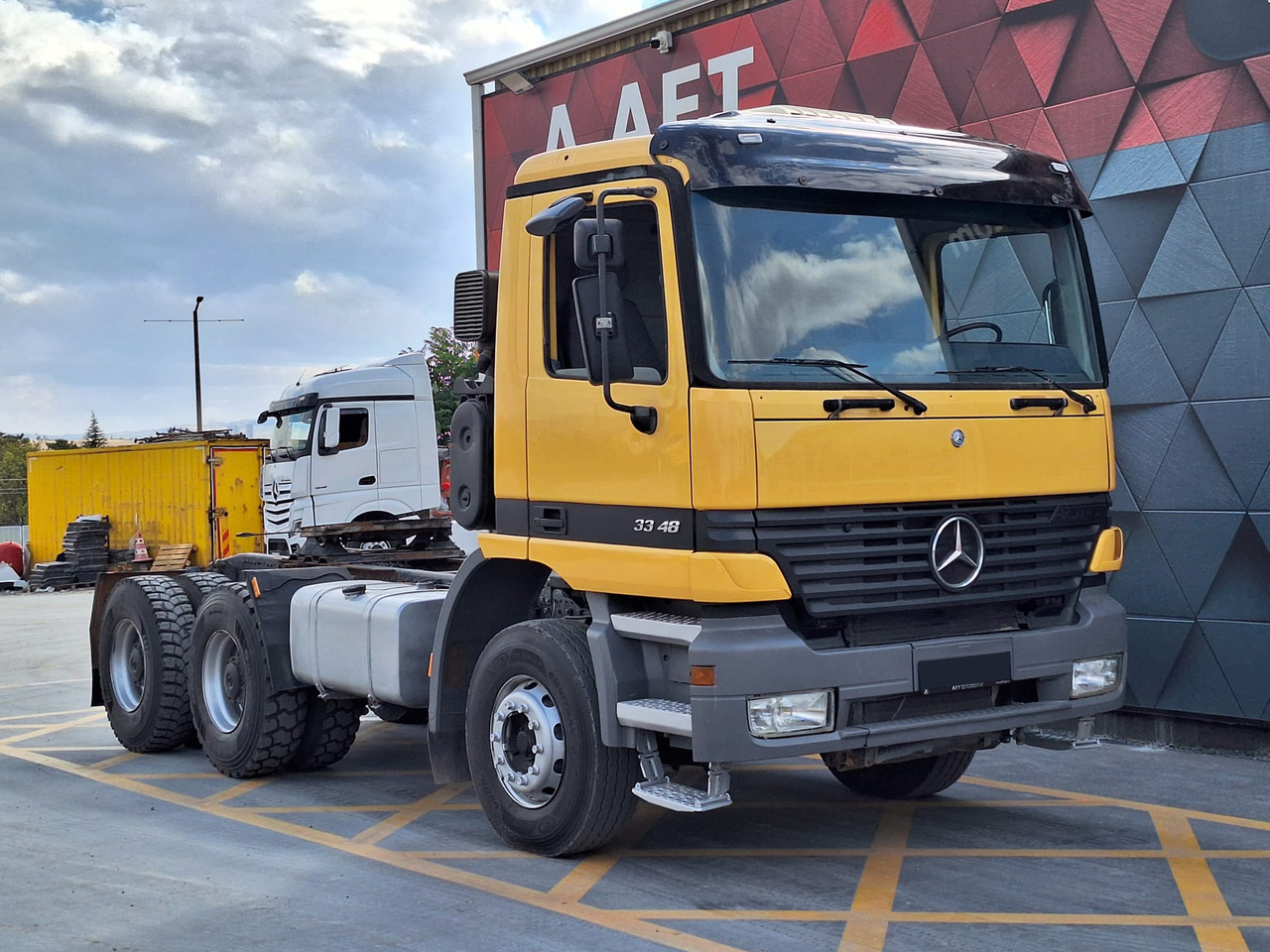 MERCEDES-BENZ ACTROS 3348 - Tractor truck: picture 3 MERCEDES-BENZ ACTROS 3348 - Tractor truck: picture 3