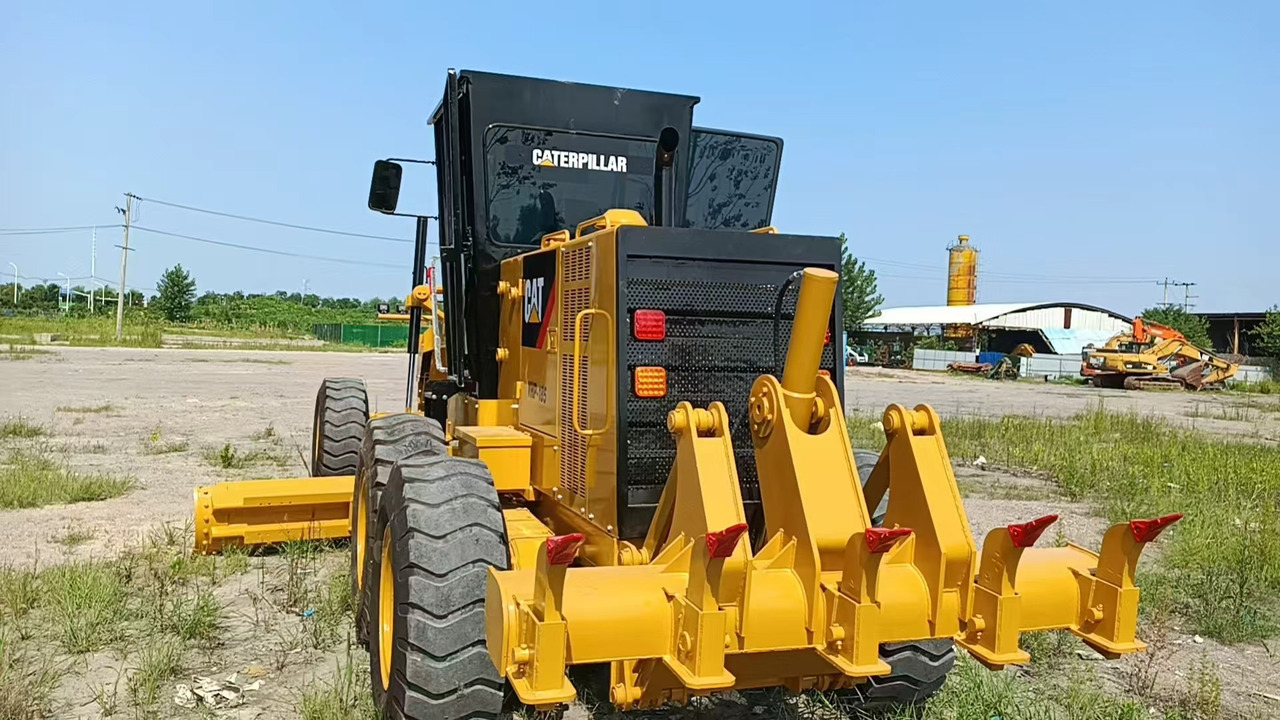 CATERPILLAR 140K used motor grader low price - Grader: picture 4 CATERPILLAR 140K used motor grader low price - Grader: picture 4