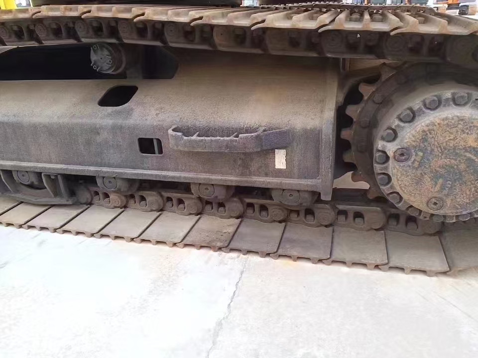 CATERPILLAR 325C used excavator low price for sale caterpillar - Crawler excavator: picture 4 CATERPILLAR 325C used excavator low price for sale caterpillar - Crawler excavator: picture 4