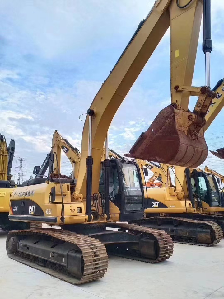 CATERPILLAR 325C used excavator low price for sale caterpillar - Crawler excavator: picture 1 CATERPILLAR 325C used excavator low price for sale caterpillar - Crawler excavator: picture 1