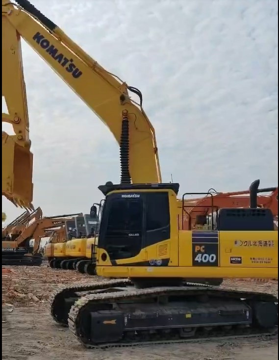 KOMATSU pc400-8 - Crawler excavator: picture 3 KOMATSU pc400-8 - Crawler excavator: picture 3