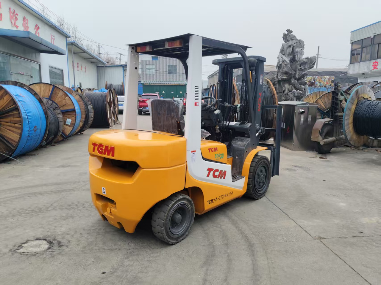 TCM FD30 Japan brand used 3 ton diesel forklift Customizable mast clamps - Diesel forklift: picture 5 TCM FD30 Japan brand used 3 ton diesel forklift Customizable mast clamps - Diesel forklift: picture 5