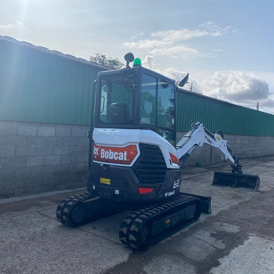 Mini excavator Bobcat E 27z: picture 9