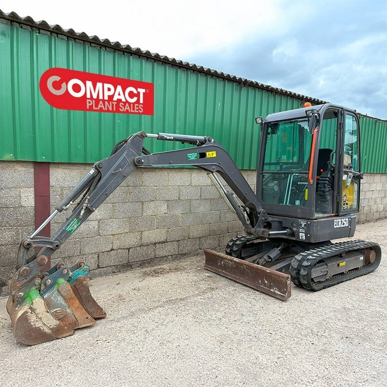 Volvo ECR25D - Mini excavator: picture 3 Volvo ECR25D - Mini excavator: picture 3