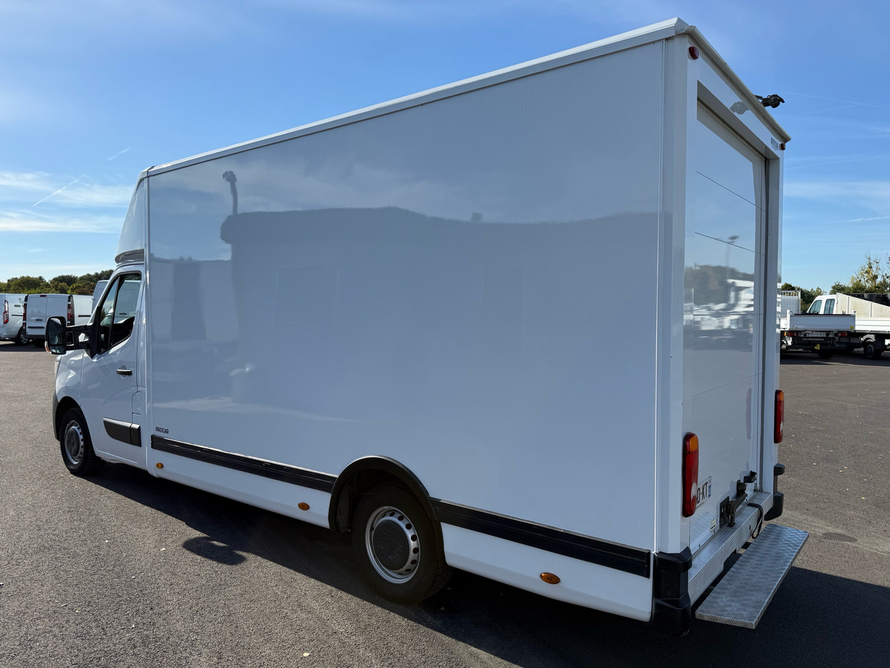RENAULT MASTER 2.3 DCI 165 Planché Cabine Procar - Closed box van: picture 4 RENAULT MASTER 2.3 DCI 165 Planché Cabine Procar - Closed box van: picture 4