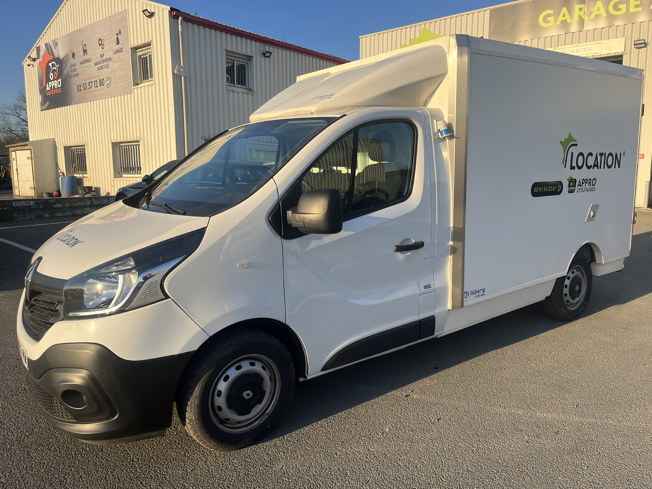 RENAULT TRAFIC 125CH - Refrigerated delivery van: picture 2 RENAULT TRAFIC 125CH - Refrigerated delivery van: picture 2