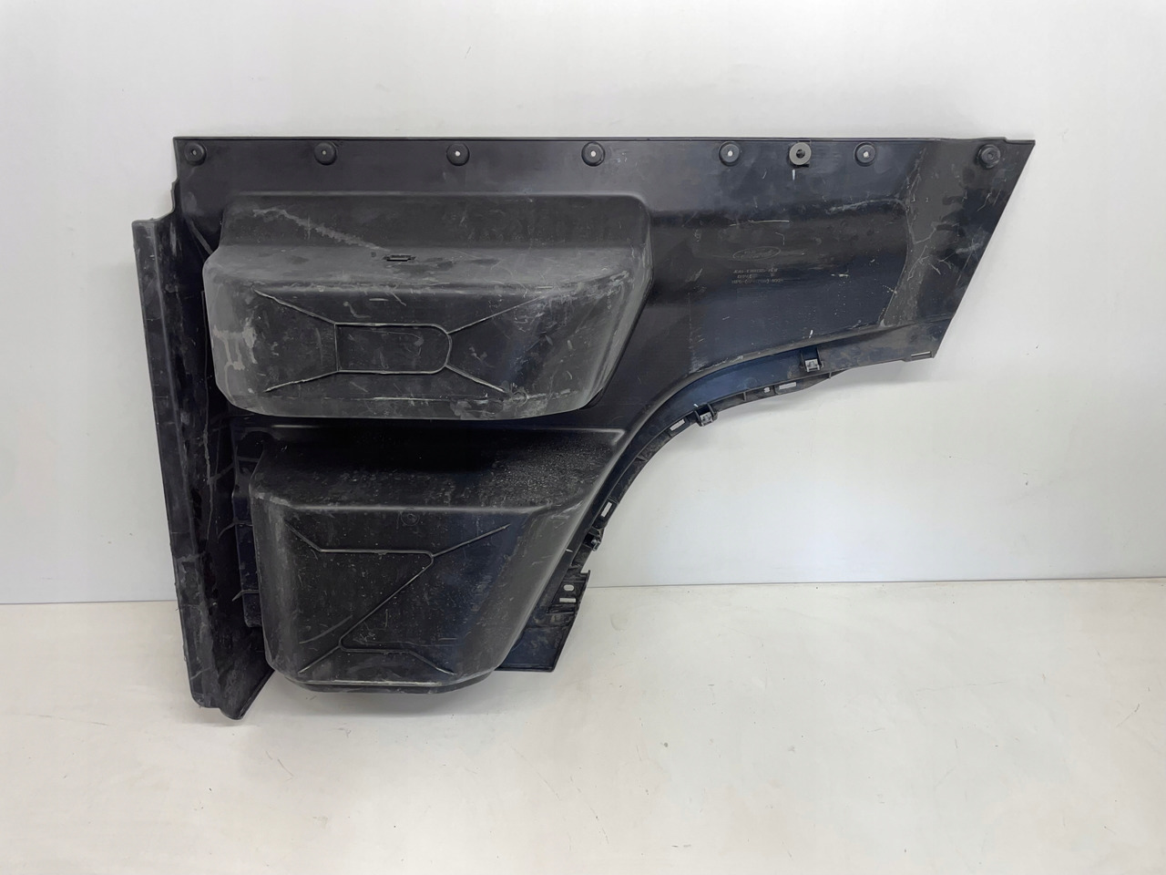 PRAWA STOPNICA MAN F-MAX FMAX STOPIEŃ - Footstep for Truck: picture 2 PRAWA STOPNICA MAN F-MAX FMAX STOPIEŃ - Footstep for Truck: picture 2