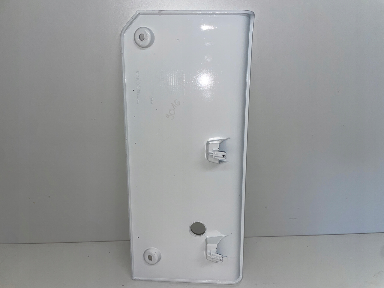 PRAWE ZAKOŃCZENIE ZDERZAKA MAN TGX TG3 MASKOWNICA 81416100988 - Bumper for Truck: picture 2 PRAWE ZAKOŃCZENIE ZDERZAKA MAN TGX TG3 MASKOWNICA 81416100988 - Bumper for Truck: picture 2