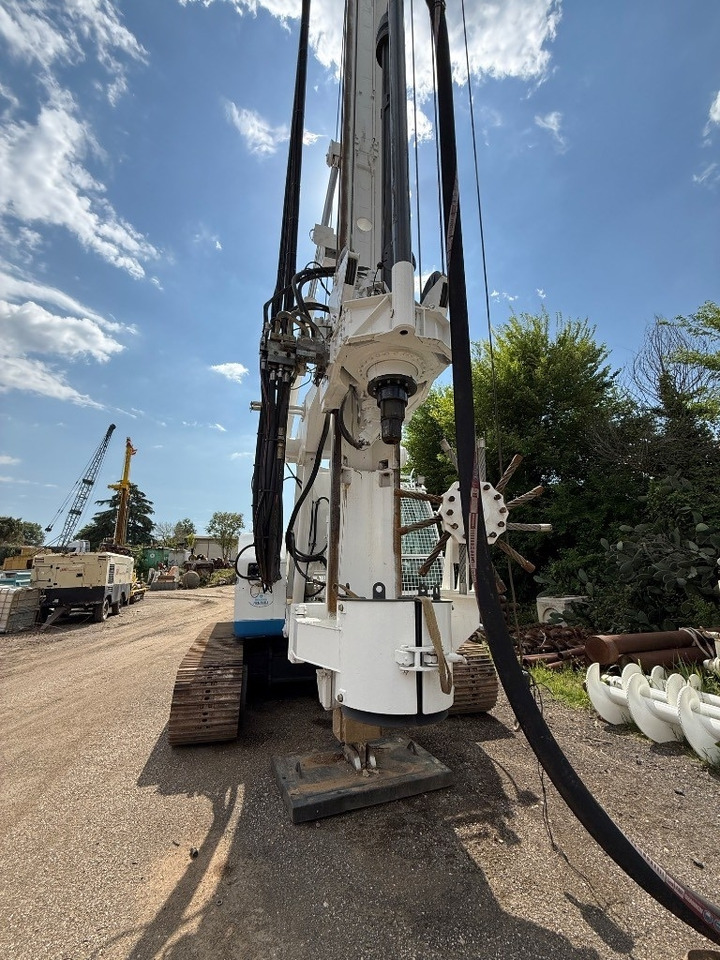 Soilmec R 210 - Pile driver: picture 2 Soilmec R 210 - Pile driver: picture 2