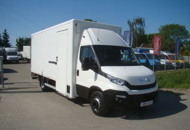 Iveco DAILY 70 C 18 3.0TDI 5.45M WINDA 1000KG - Closed box van: picture 3 Iveco DAILY 70 C 18 3.0TDI 5.45M WINDA 1000KG - Closed box van: picture 3