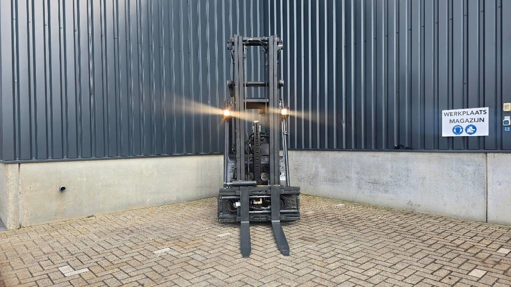 Linde E18L-01 - Electric forklift: picture 4 Linde E18L-01 - Electric forklift: picture 4