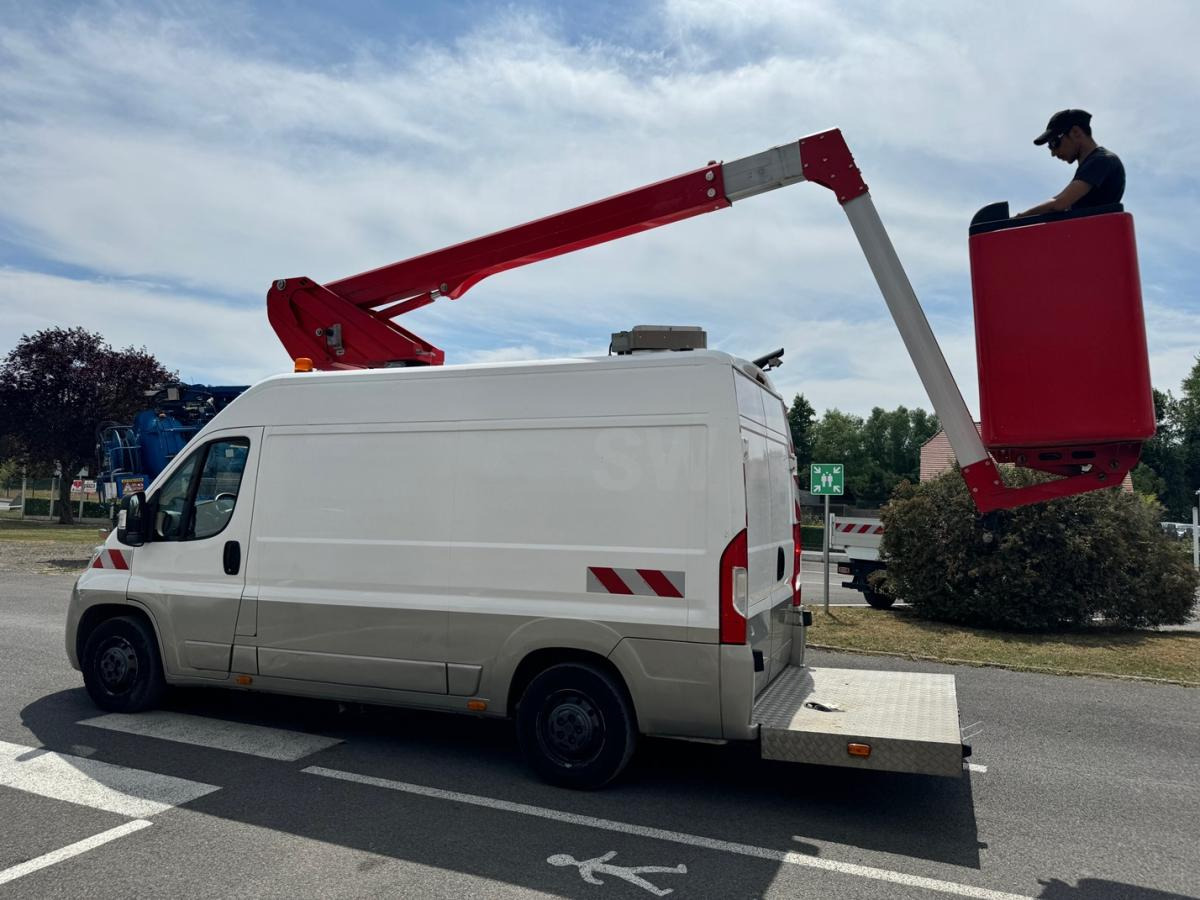 Citroën Jumper - Aerial platform, Commercial truck: picture 3 Citroën Jumper - Aerial platform, Commercial truck: picture 3