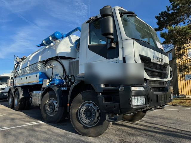 Iveco Trakker 410 - Vacuum truck: picture 4 Iveco Trakker 410 - Vacuum truck: picture 4