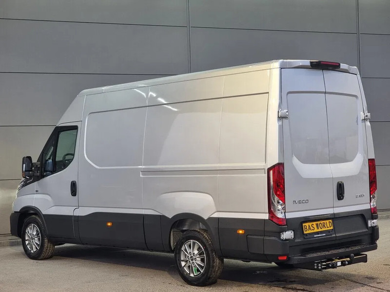 Iveco Daily 35S21 L2H2 Automatic Clima Cruise LED Parkingsensors Camera Towbar LED Euro6 2024 - Panel van: picture 4 Iveco Daily 35S21 L2H2 Automatic Clima Cruise LED Parkingsensors Camera Towbar LED Euro6 2024 - Panel van: picture 4