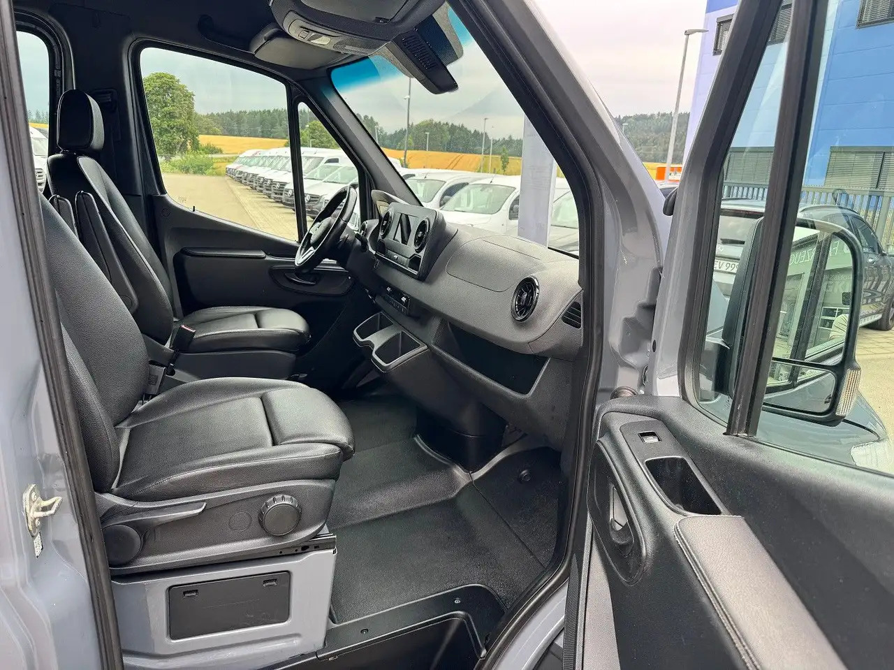 Panel van, Combi van Mercedes-Benz Sprinter 319 CDI Mixto Lang Hoch Klima AHK: picture 10 Panel van, Combi van Mercedes-Benz Sprinter 319 CDI Mixto Lang Hoch Klima AHK: picture 10