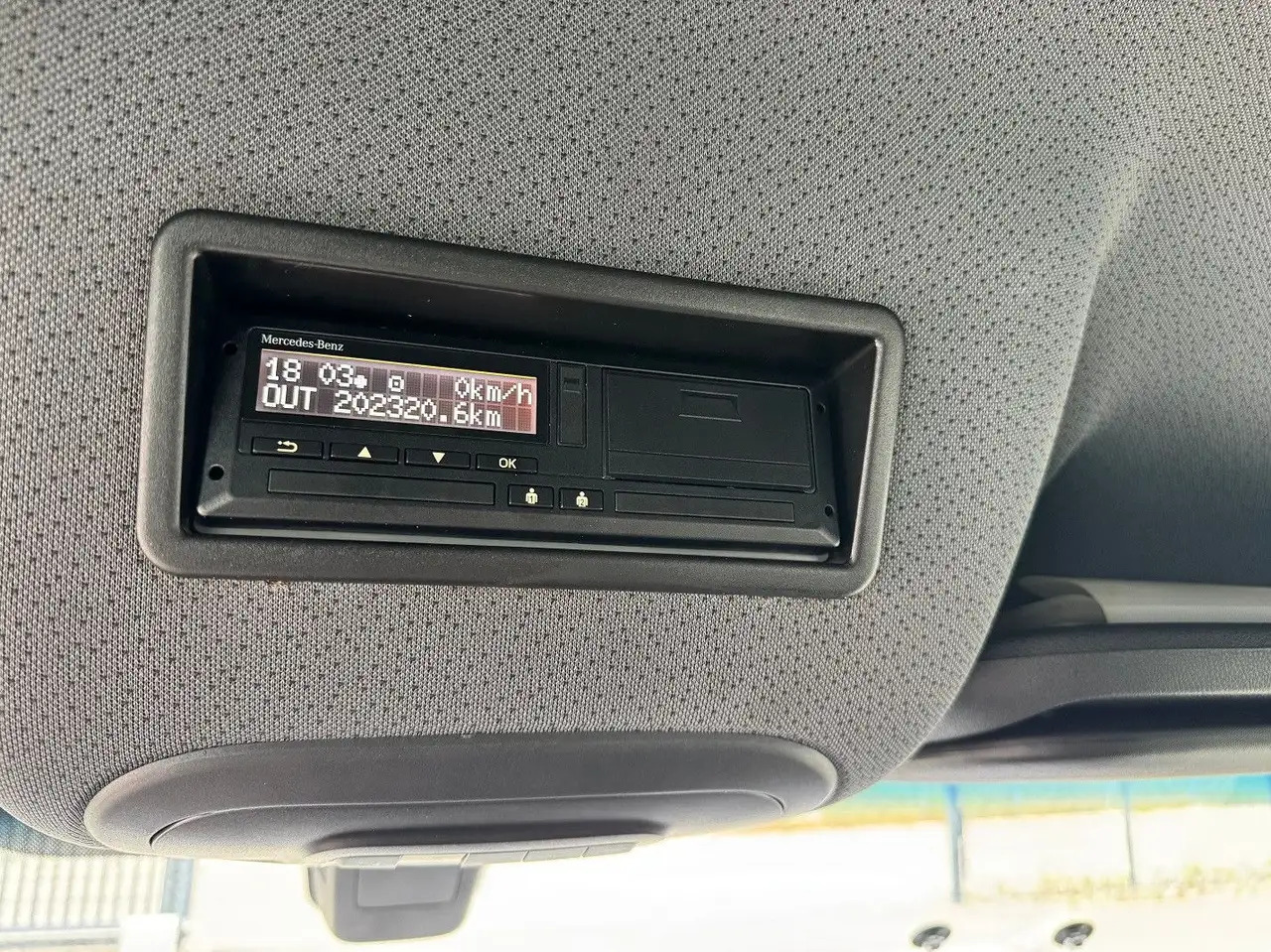 Panel van, Combi van Mercedes-Benz Sprinter 319 CDI Mixto Lang Hoch Klima AHK: picture 13 Panel van, Combi van Mercedes-Benz Sprinter 319 CDI Mixto Lang Hoch Klima AHK: picture 13