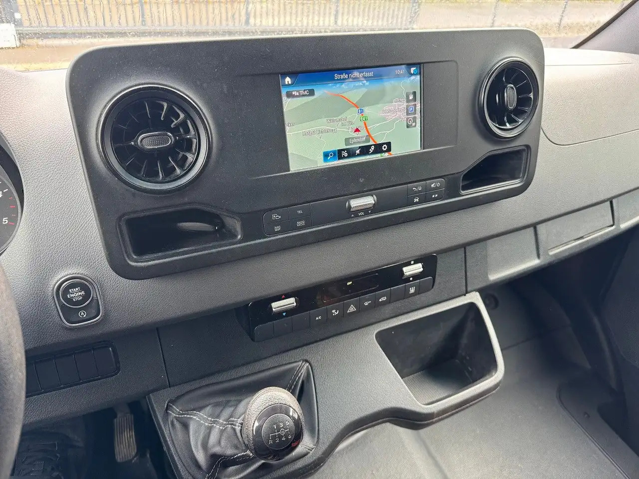 Mini artic tractor unit, Combi van Mercedes-Benz Sprinter 519 CDI Maxi Lang Doka AHK: picture 13 Mini artic tractor unit, Combi van Mercedes-Benz Sprinter 519 CDI Maxi Lang Doka AHK: picture 13