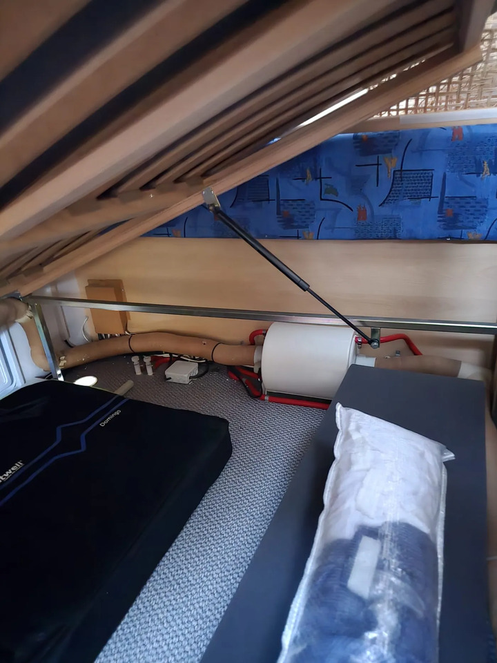 Wohnwagen TEC Tour 445 TDF Mover, Markise, Dusche - Caravan: picture 3 Wohnwagen TEC Tour 445 TDF Mover, Markise, Dusche - Caravan: picture 3