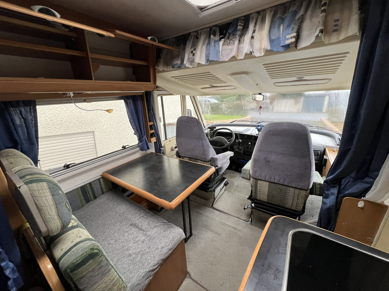 HYMER / ERIBA B-Klasse 574 incl. Hubbett - Markise - 3,85 to - Integrated motorhome: picture 3 HYMER / ERIBA B-Klasse 574 incl. Hubbett - Markise - 3,85 to - Integrated motorhome: picture 3