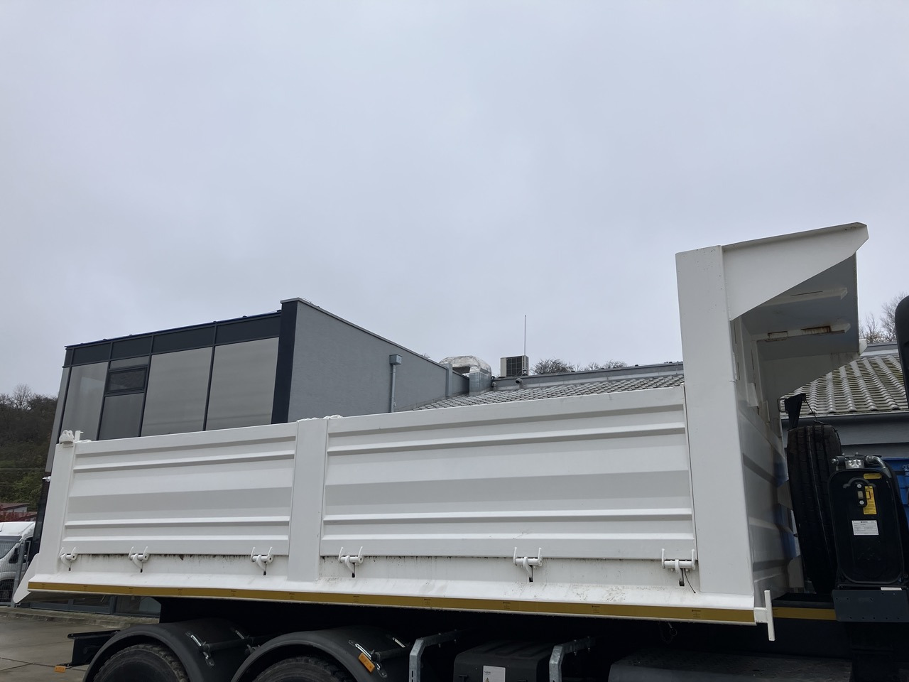 10m3 - Tipper body: picture 2 10m3 - Tipper body: picture 2