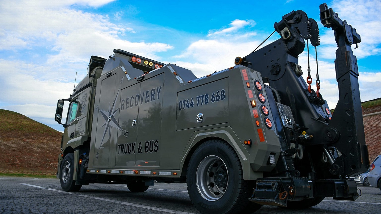 MERCEDES-BENZ Actros 1836 - Tow truck: picture 4 MERCEDES-BENZ Actros 1836 - Tow truck: picture 4