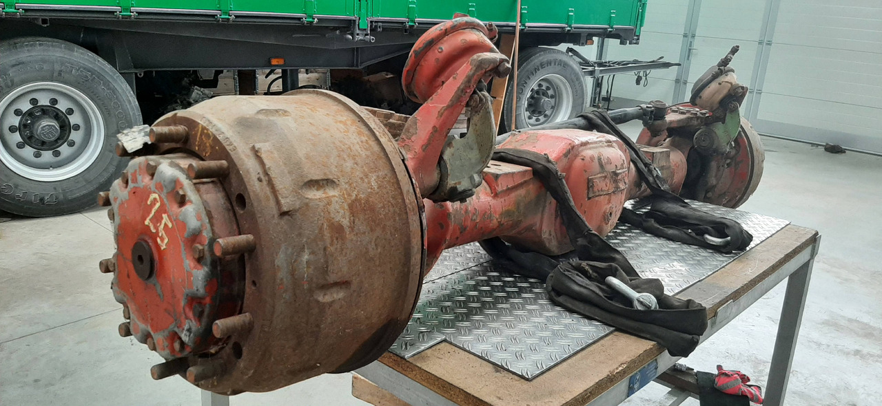 Gebrauchte MAN 26.320, Vorderachse, Allrad, Artikel - Nr. : 81.35000 - 6838 - Front axle for Truck: picture 5 Gebrauchte MAN 26.320, Vorderachse, Allrad, Artikel - Nr. : 81.35000 - 6838 - Front axle for Truck: picture 5